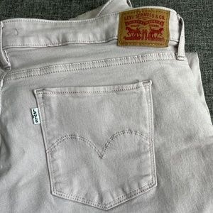 Levi’s 711 Skinny pale pink woman’s size 34